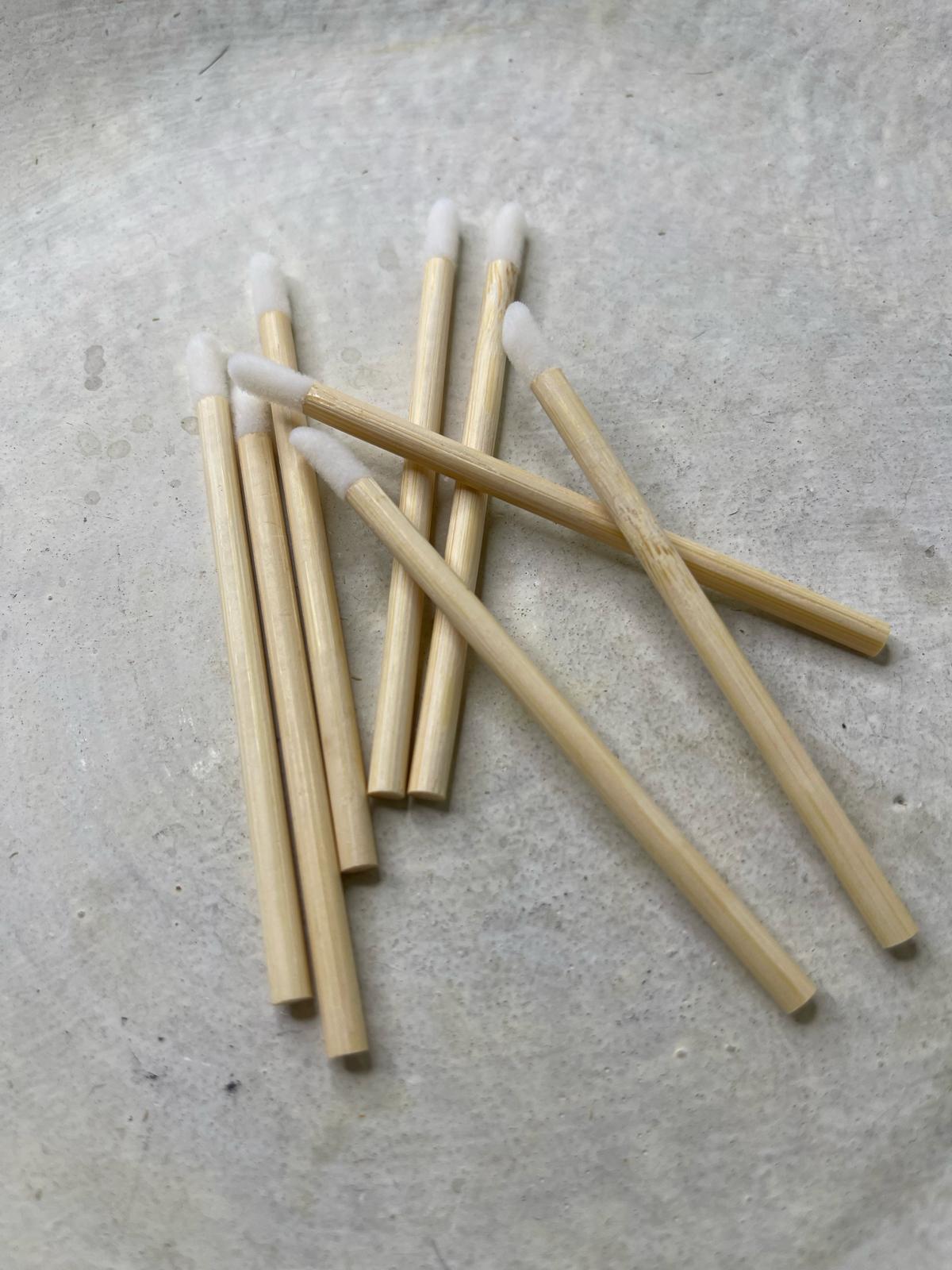 50 Pcs Bamboo Lipgloss Applicators